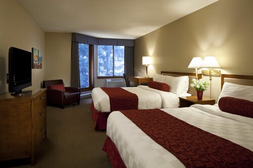 Внешний вид отеля Whistler Village Inn And Suites в Муниципалитете курорте Уистлере, фото 3