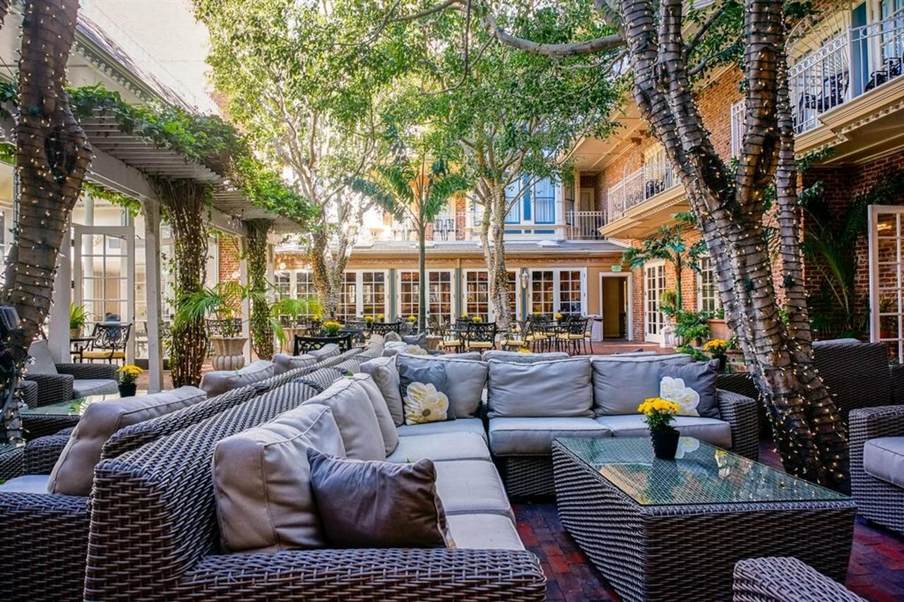 Фото The Horton Grand Hotel