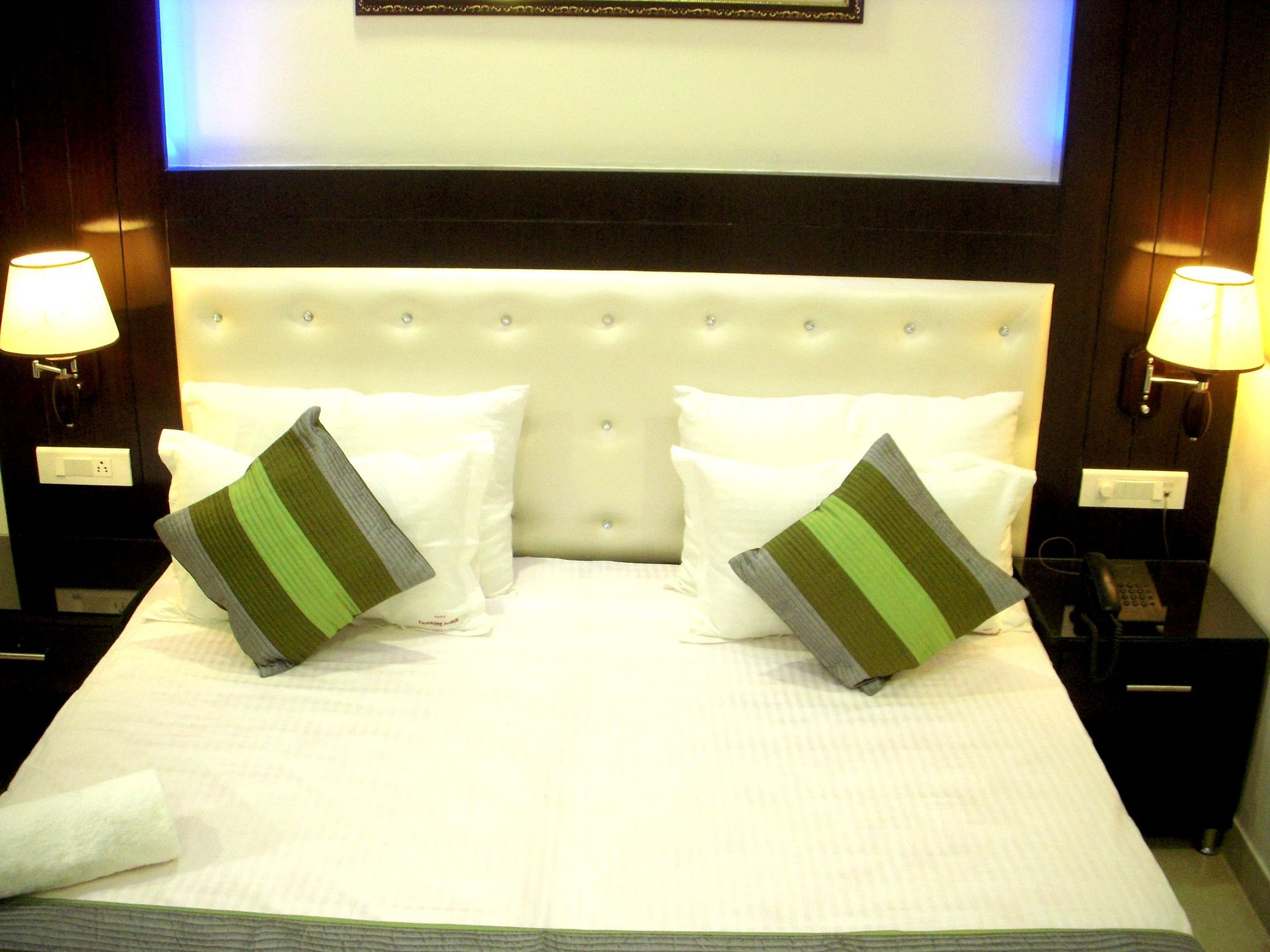 Фото Hotel Tashkent Palace