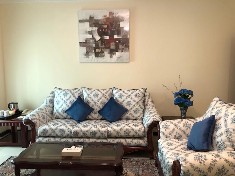 Фото Pars International Hotel