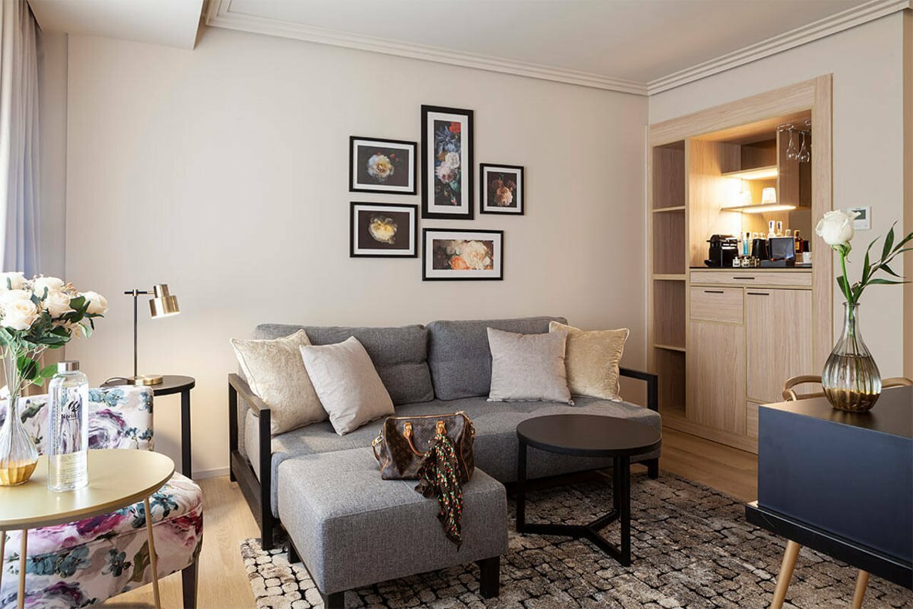 Фото Nivia Born Boutique Hotel