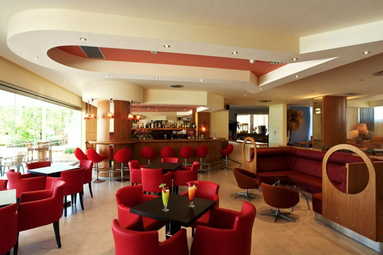 Фото Blue Horizon Hotel