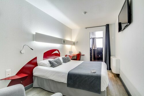 Гостиница Brit Hotel Porte d’Espagne в Перпиньяне