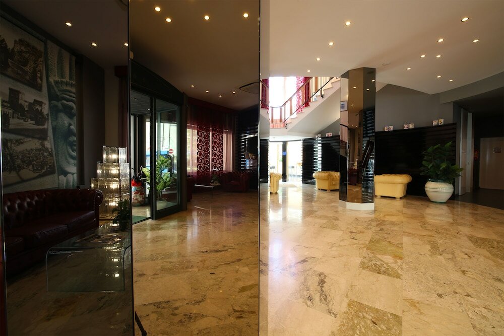 Фото Grande Albergo Maugeri