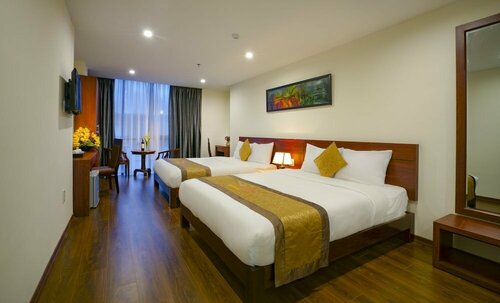 Гостиница Quoc Cuong Center Hotel в Дананге
