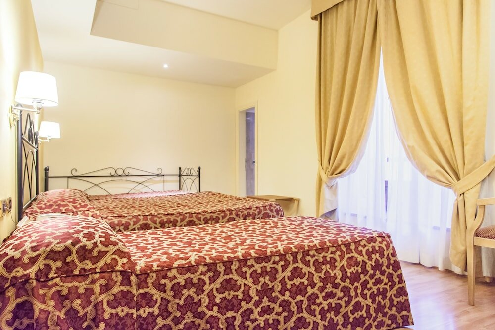 Фото Benivieni Hotel