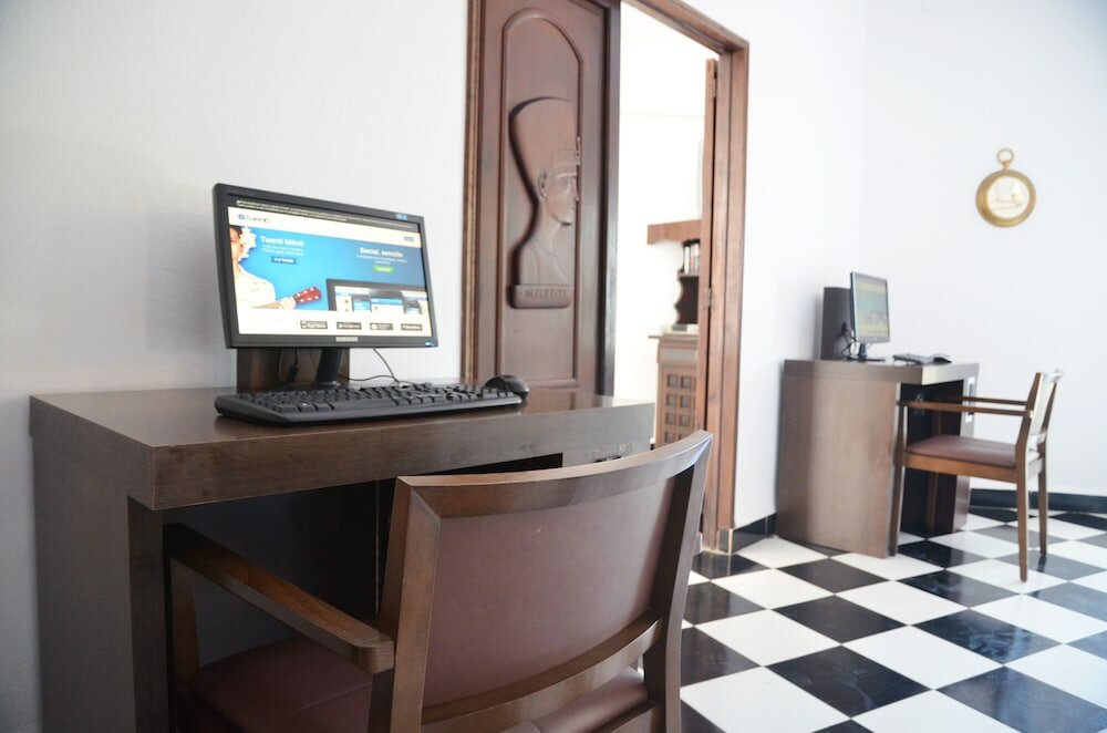 Фото Hotel Galfi