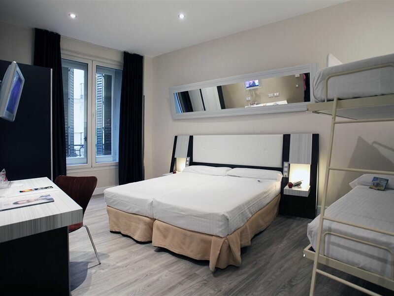 Фото Petit Palace Chueca
