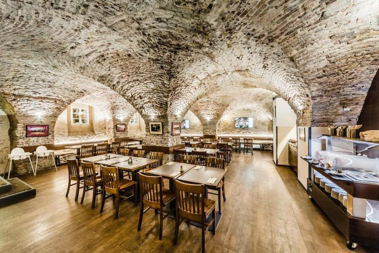 Фото Archibald At the Charles Bridge