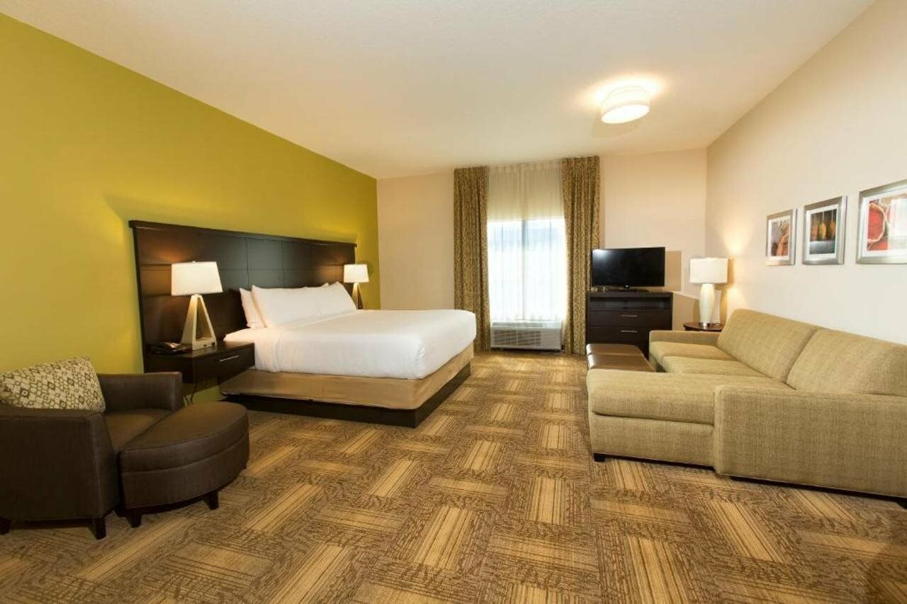 Фото Staybridge Suites Orlando at SeaWorld, an Ihg Hotel