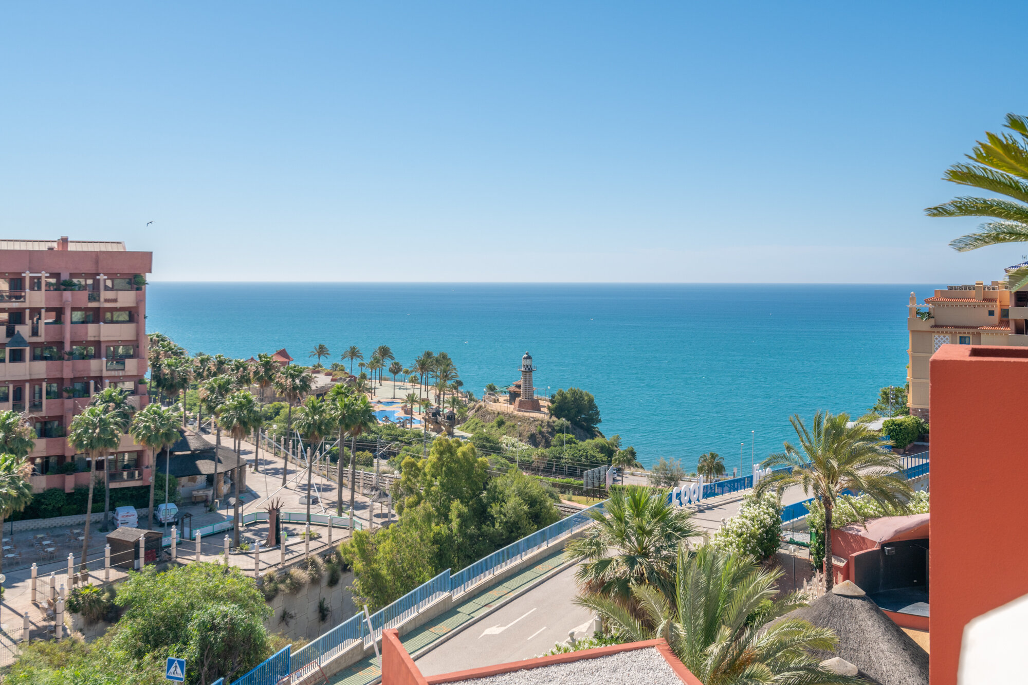 Фото Holiday World Riwo Hotel