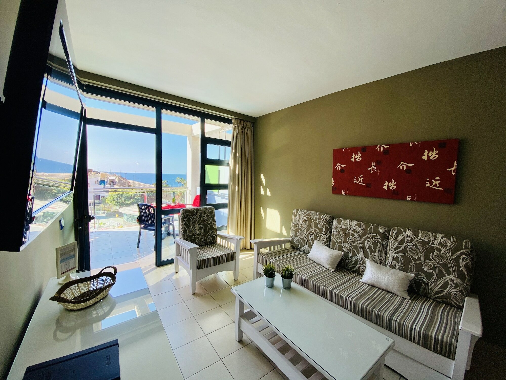 Фото Apartamentos Gran Amadores