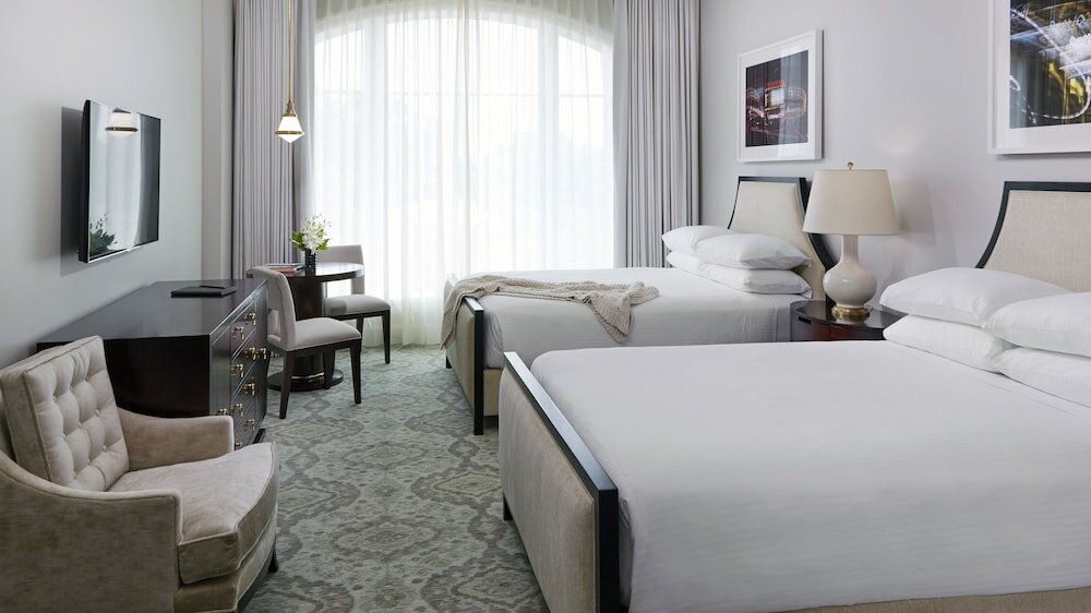 Фото The Spectator Hotel