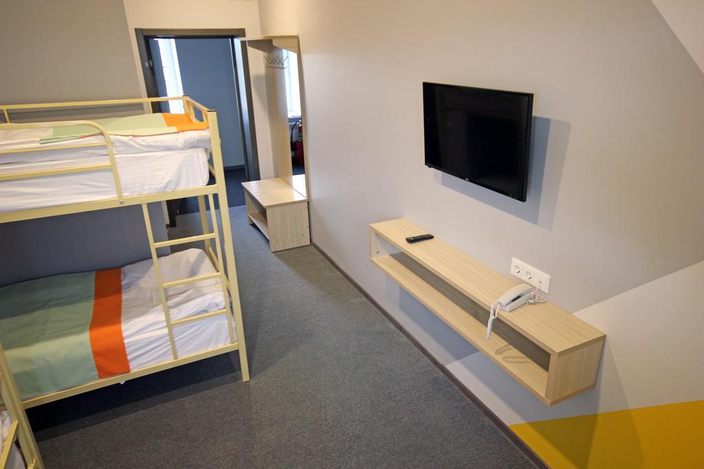 Фото Wake Hotel 1