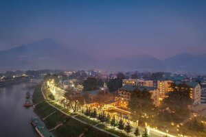 Гостиница Radisson Collection Hotel & SPA, Riverfront Srinagar