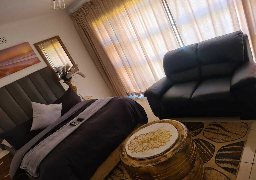 Фото Khahiligi Investment Properties Guest