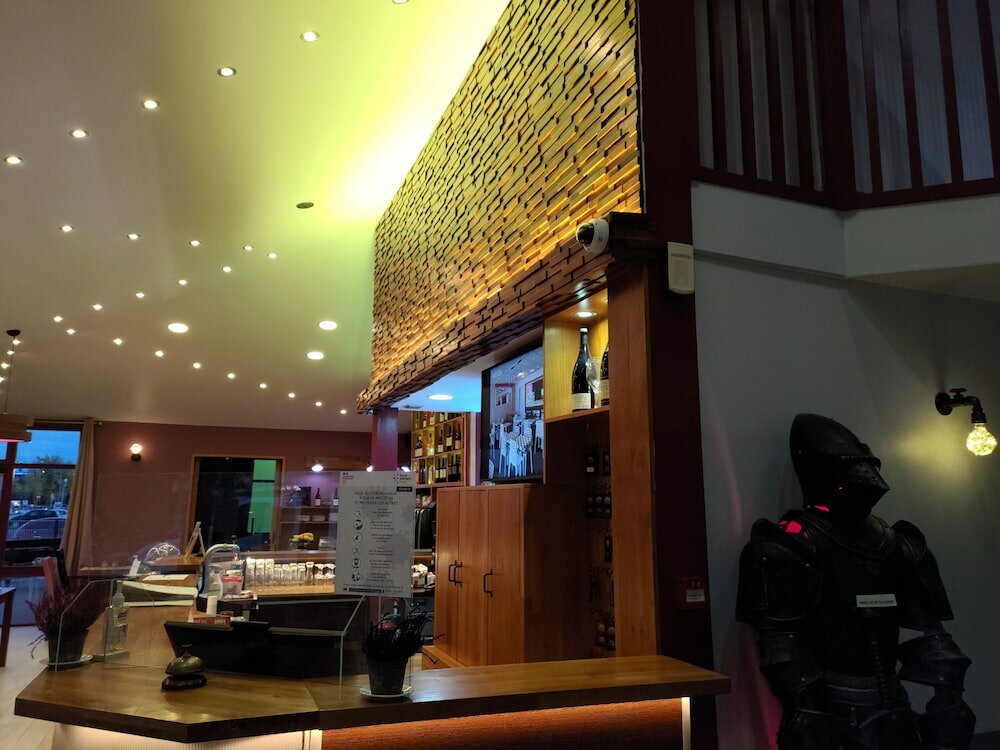 Фото FH Confort Hotel Orléans