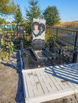 Granit (Penzenskiy Municipal District, Bogoslovskiy selsovet, Bogoslovka Village), stone articles and fixtures