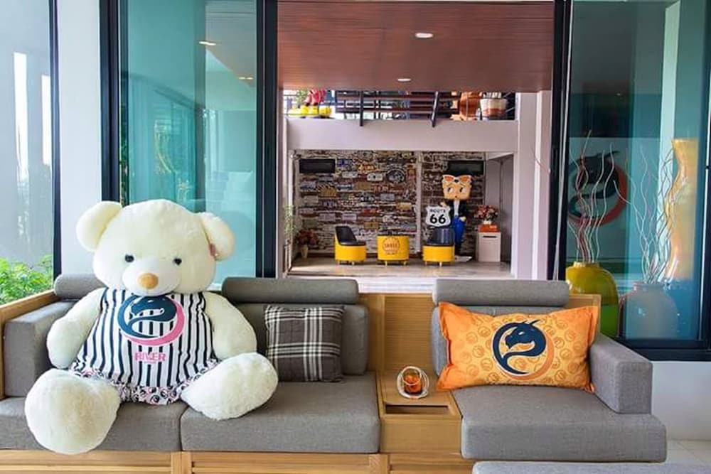 Фото Dragon River Avenue Hotel