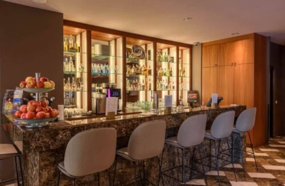 Фото The Frankfurt Hotel