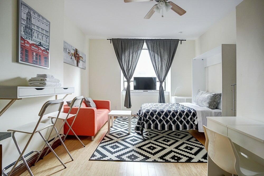 Фото Destination Stays Montreal Downtown