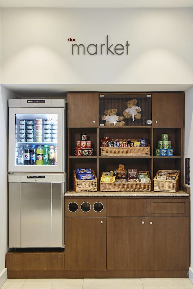 Фото Courtyard by Marriott Oxford South