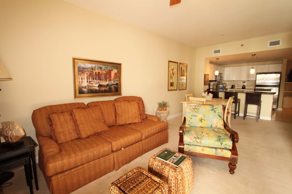 Фото Grand Panama Beach Resort by Emerald View Resorts