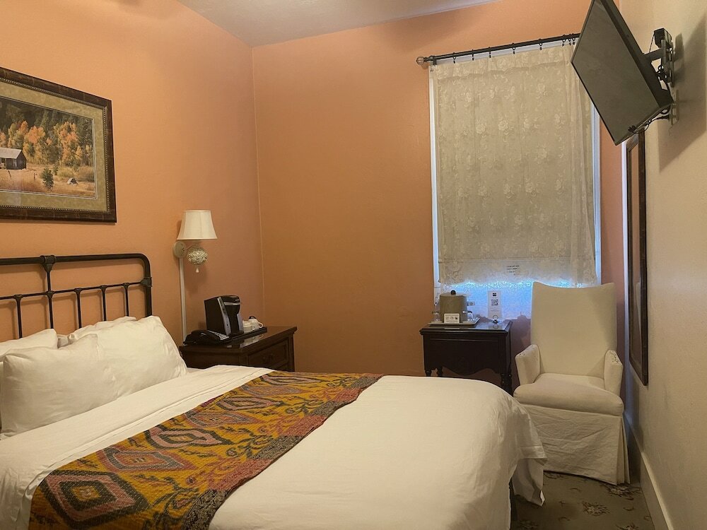 Фото Hotel Sutter