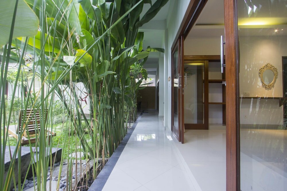 Фото Uma Loka Villa