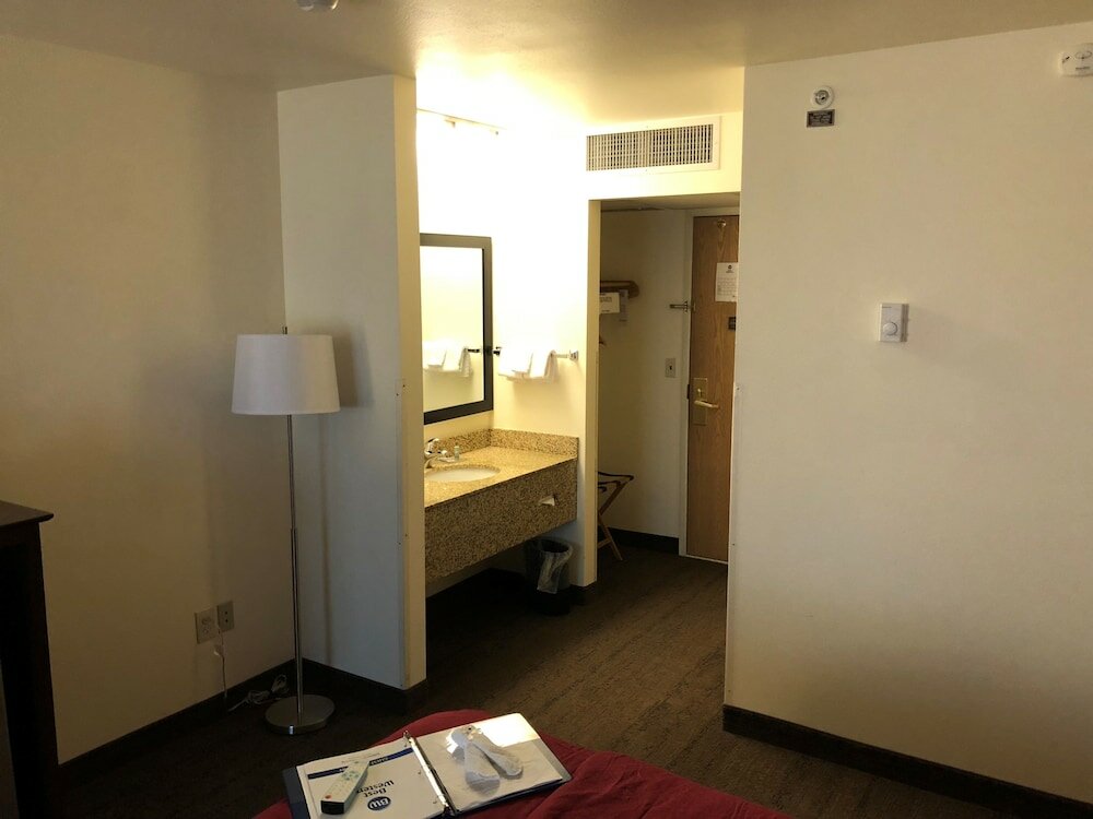 Фото Best Western Yellowstone Crossing