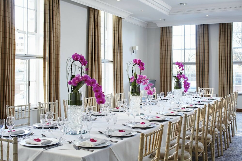 Фото Birmingham Marriott Hotel