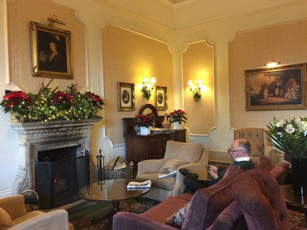 Фото Ashdown Park Hotel & Country Club