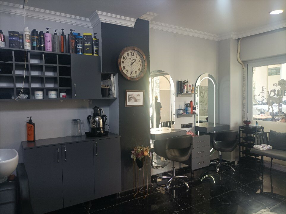 Art Hairdresser & Beauty Salon