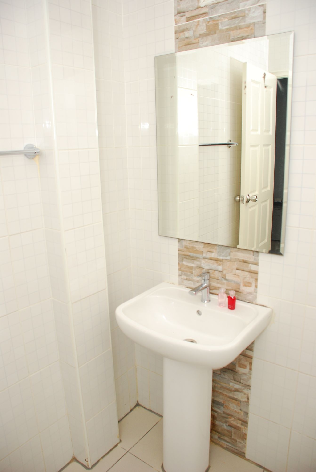 Фото The First Residence