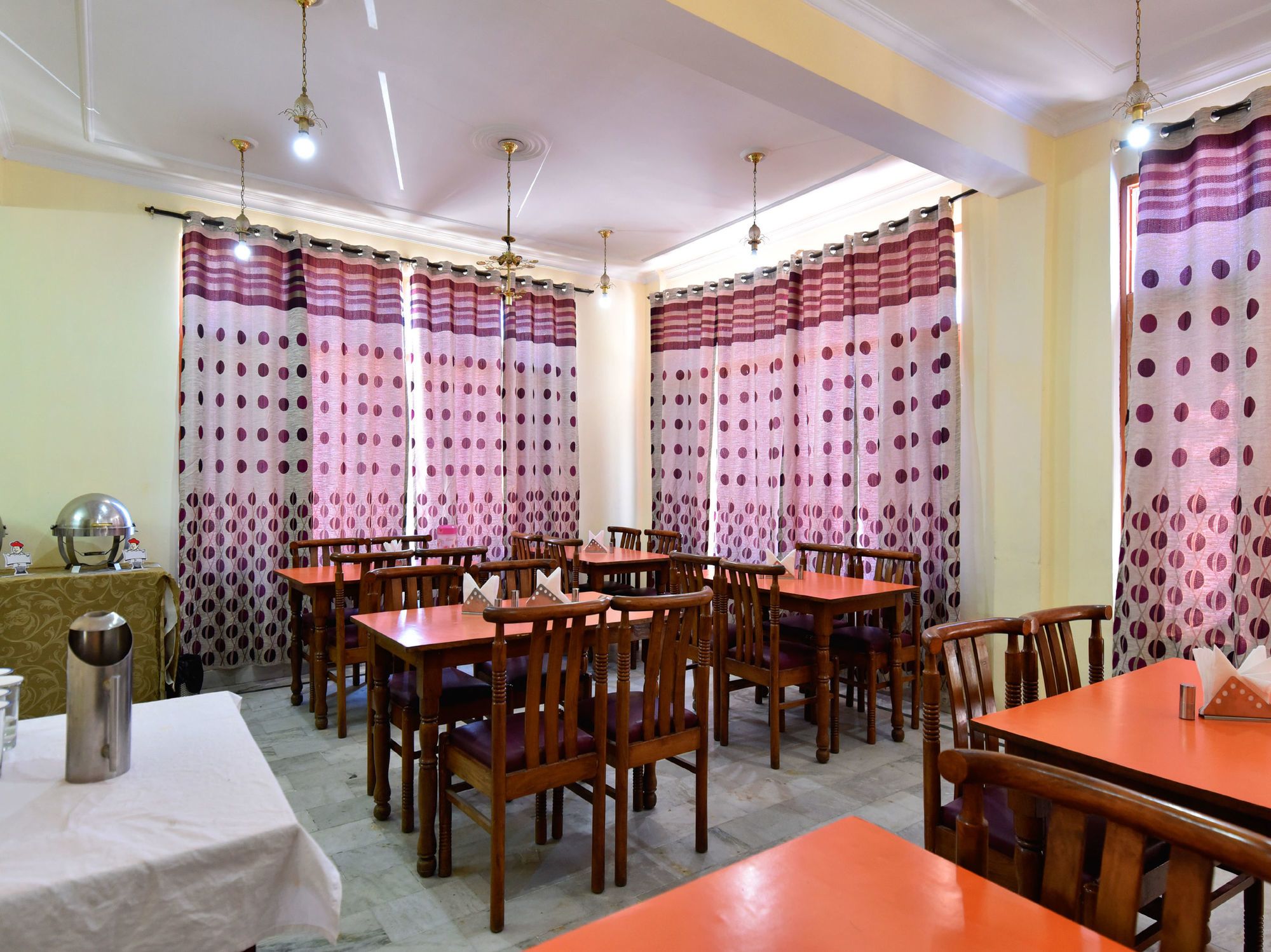 Фото Oyo 12506 Zara Resorts and Hotels