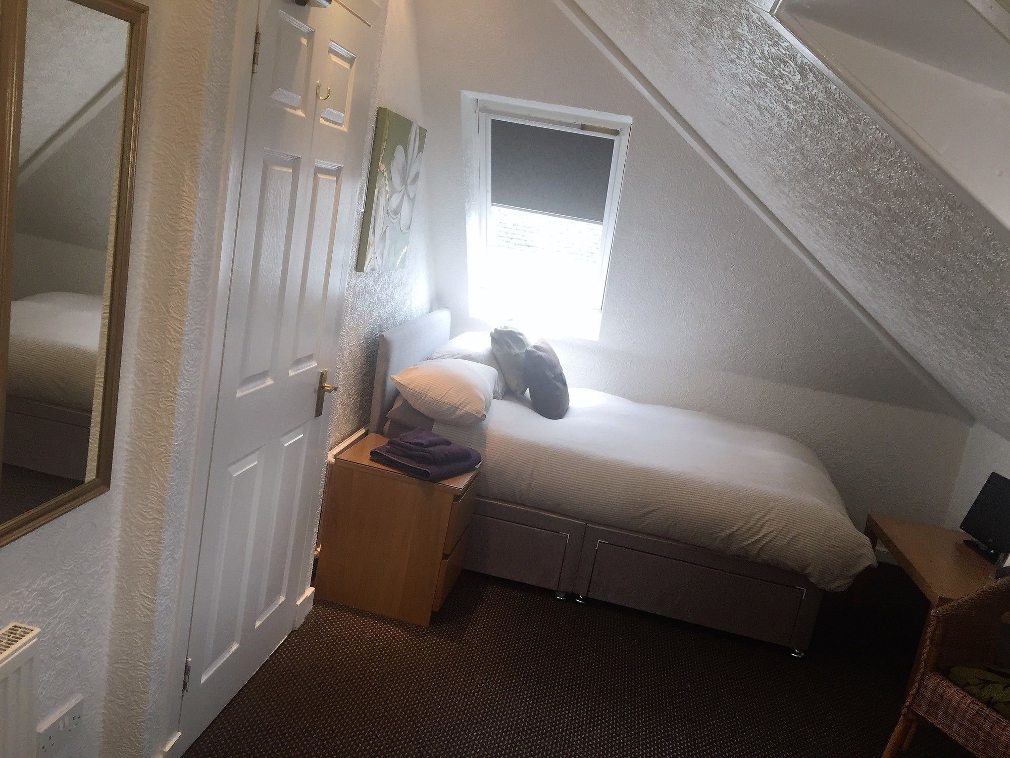 Фото Beechwood Ensuite Guest House