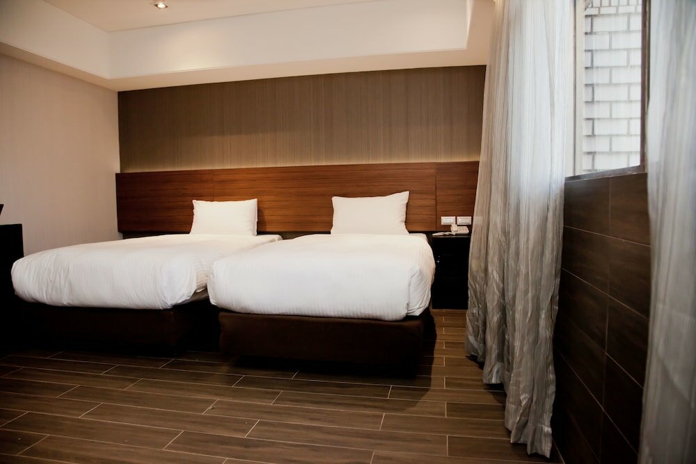 Фото Kdm Hotel