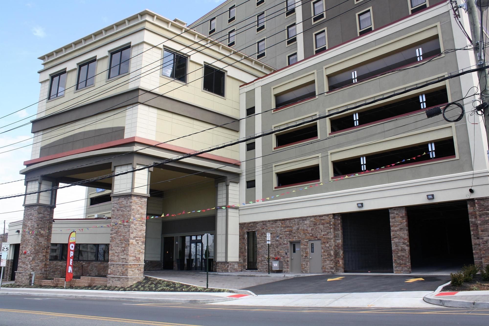 Фото Best Western Premier Nyc Gateway Hotel