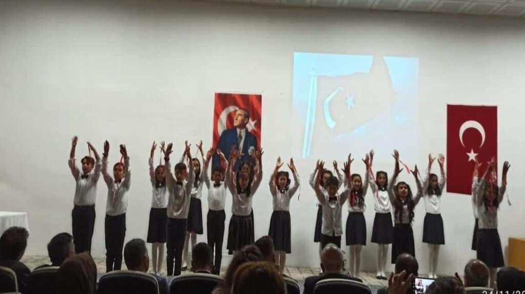 School Martyr Teacher Sezgin Yolcu Boarding Regional Middle School, Cildir, photo