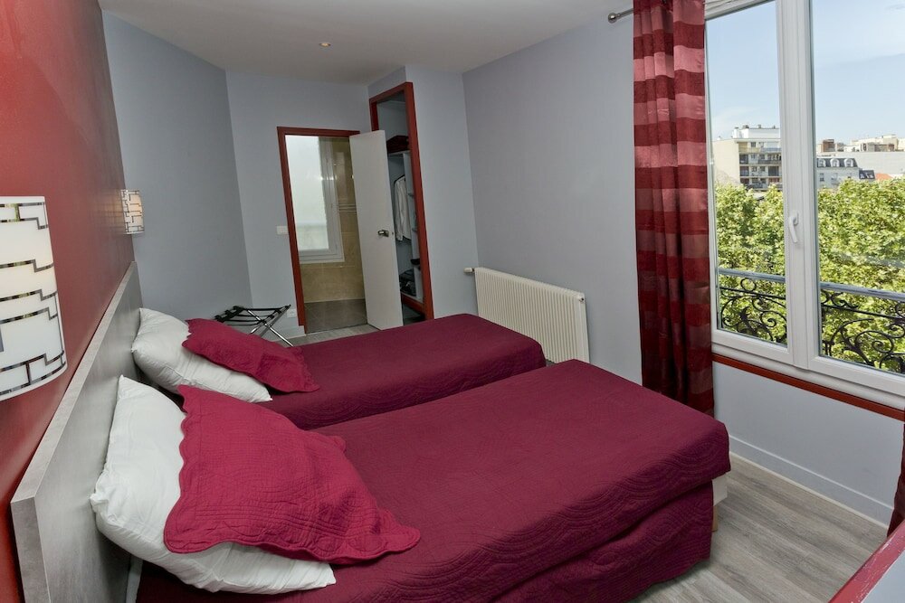 Фото Hipotel Paris Belgrand