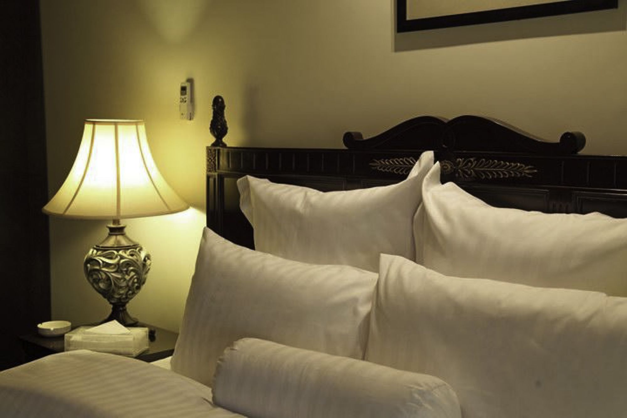 Фото Heritage Luxury Suites- All Suite hotel