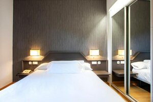 Hotel Urdanibia Park (Comunidad Autónoma del País Vasco, Guipúzcoa, Irún, Avenida Jaizubia), hotel