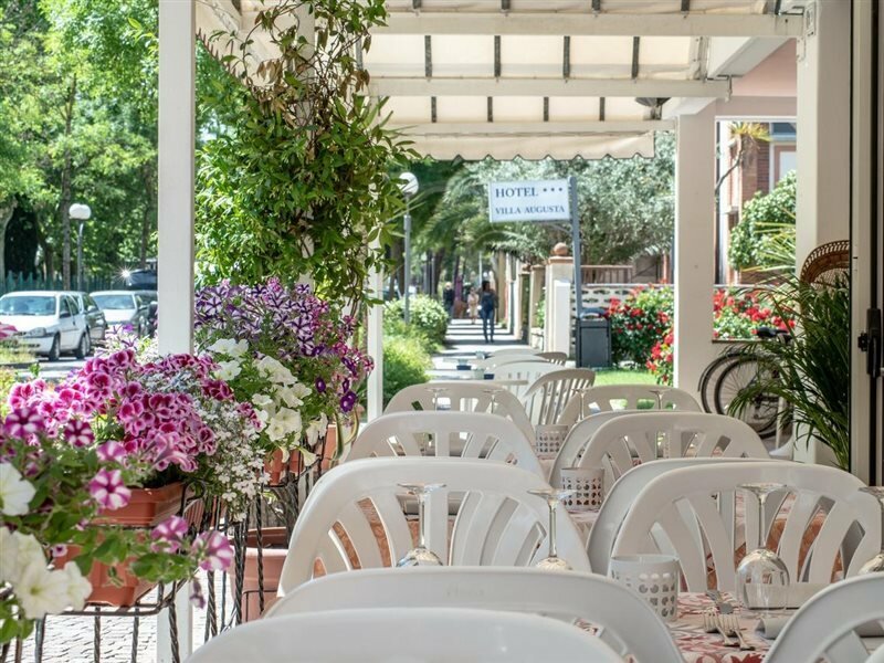 Фото Hotel Villa Mirella