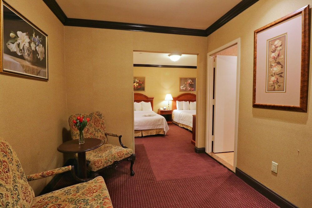 Фото Hotel Newton