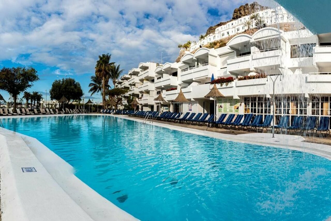 Фото Apartamentos Portonovo