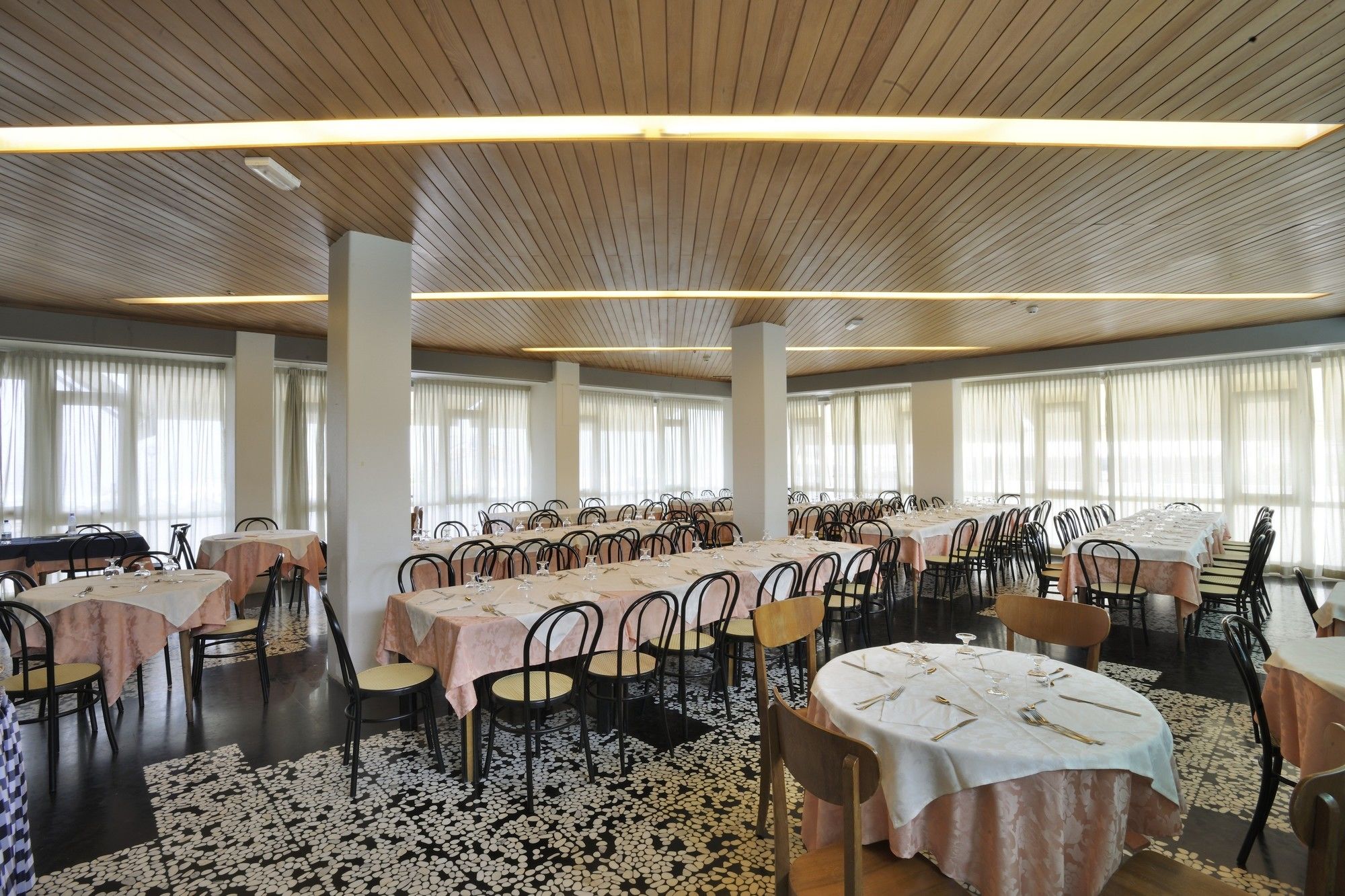 Фото Hotel President's