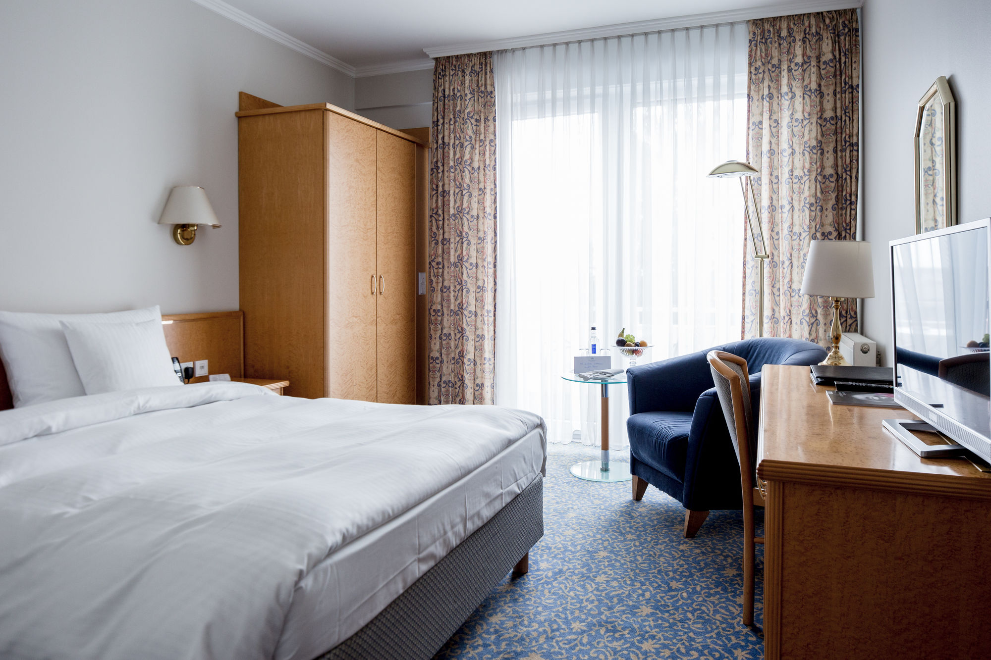 Фото Hotel Oranien Wiesbaden