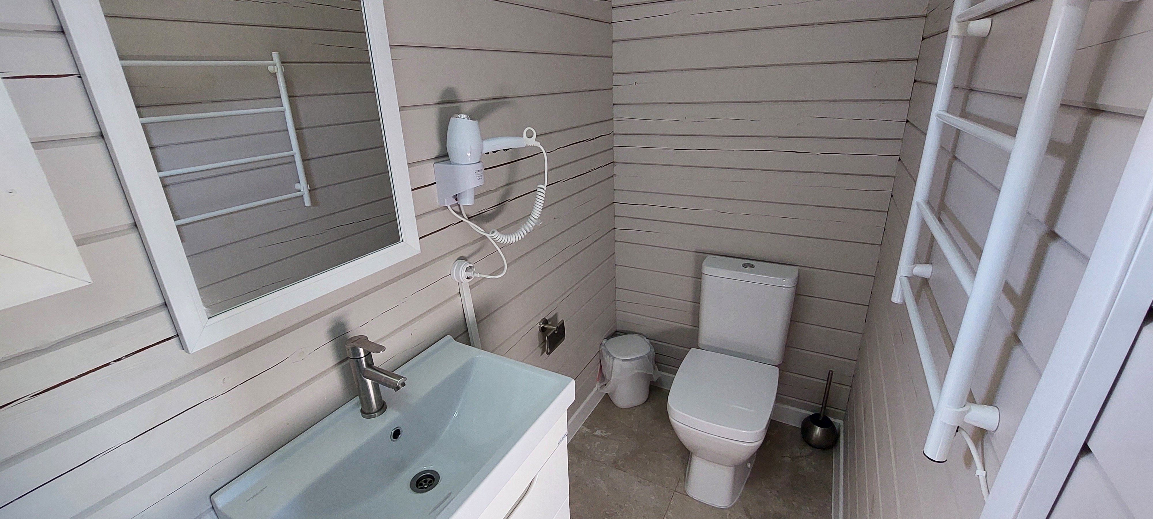 Фото White Horse