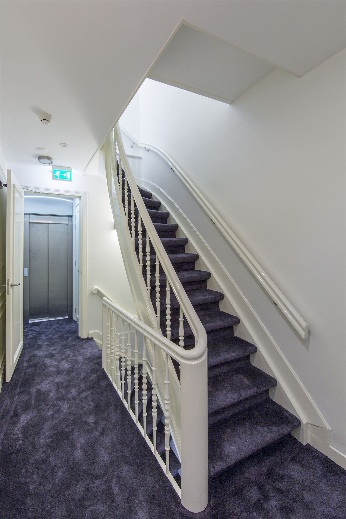 Фото No. 377 House