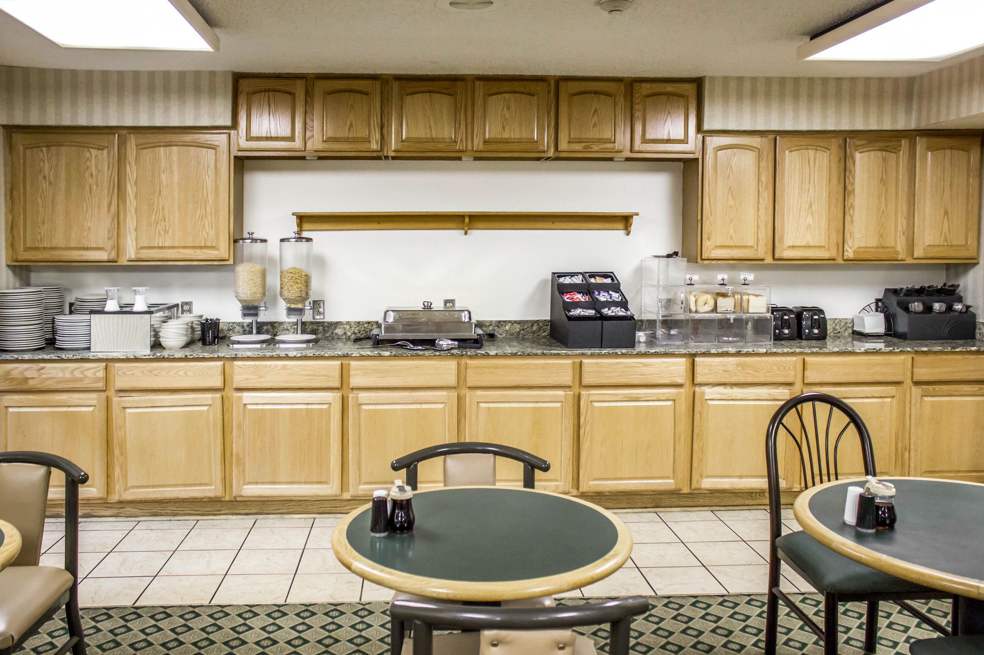 Фото Country Inn & Suites by Radisson Erie